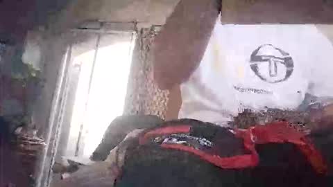 freeliv331874 online show from April 4, 6:05 pm