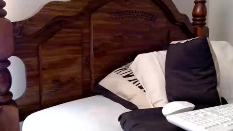 Cute Lil Man online show from April 29, 4:17 am