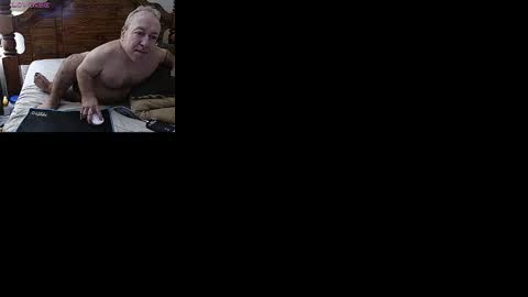 Snapshot of freemysoul4748 chatting on January 15, 10:35 pm Cute Lil Man online show from January 15, 10:35 pm