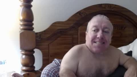Snapshot of freemysoul4748 chatting on March 8, 7:13 am Cute Lil Man online show from March 8, 7:13 am