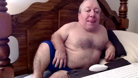 Cute Lil Man online show from April 28, 4:06 am
