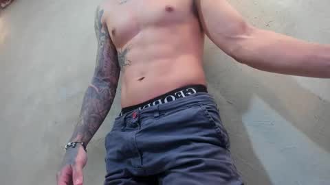 Snapshot of french_sexx chatting on October 14, 1:07 pm Xavier online show from October 14, 1:07 pm