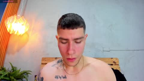 Snapshot of french_sexx chatting on January 4, 1:10 am Xavier online show from January 4, 1:10 am