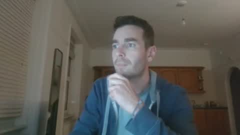 Snapshot of frenchbdmaninlondon chatting on October 14, 10:06 pm Horny Paul online show from October 14, 10:06 pm