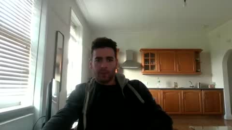 Snapshot of frenchbdmaninlondon chatting on December 3, 10:59 am Horny Paul online show from December 3, 10:59 am