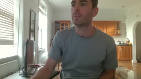 Snapshot of frenchbdmaninlondon chatting on October 24, 2:19 pm Horny Paul online show from October 24, 2:19 pm