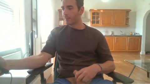 Snapshot of frenchbdmaninlondon chatting on September 15, 1:34 pm Horny Paul online show from September 15, 1:34 pm