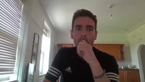Snapshot of frenchbdmaninlondon chatting on September 19, 10:48 am Horny Paul online show from September 19, 10:48 am