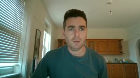 Snapshot of frenchbdmaninlondon chatting on December 26, 2:48 pm Horny Paul online show from December 26, 2:48 pm