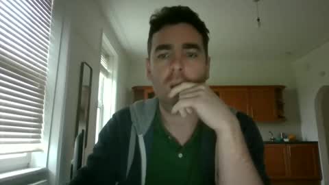 Snapshot of frenchbdmaninlondon chatting on January 1, 1:16 pm Horny Paul online show from January 1, 1:16 pm