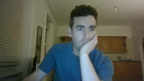 Snapshot of frenchbdmaninlondon chatting on December 25, 7:34 pm Horny Paul online show from December 25, 7:34 pm