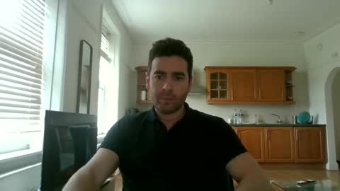 Snapshot of frenchbdmaninlondon chatting on January 17, 10:44 am Horny Paul online show from January 17, 10:44 am