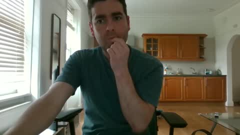 Snapshot of frenchbdmaninlondon chatting on January 8, 12:47 pm Horny Paul online show from January 8, 12:47 pm