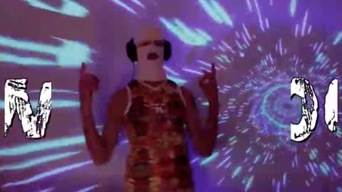 frenchkissdjfk online show from November 13, 8:46 pm