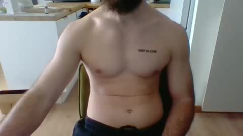 frenchlove8383 online show from February 10, 10:09 am