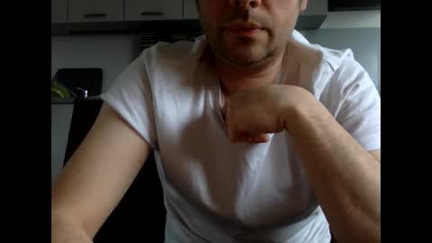 frenchy_from_paris online show from April 3, 5:32 pm