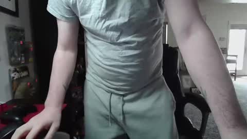 friendzonematerial online show from February 24, 6:41 pm