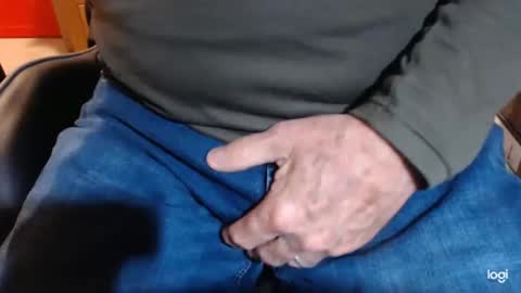 Free Cum Show online show from December 17, 4:53 pm