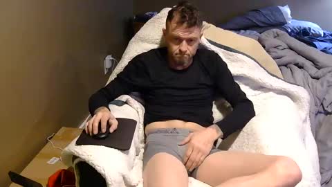 froski666 online show from January 6, 5:41 am