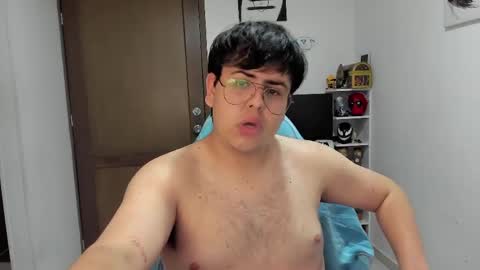 uwu online show from March 26, 3:32 am