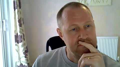 Fuck Buddy UK online show from May 12, 12:57 pm