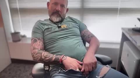 fuckadilf online show from April 29, 7:20 pm