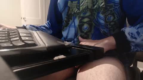 fuckfaces785 online show from December 1, 5:54 am