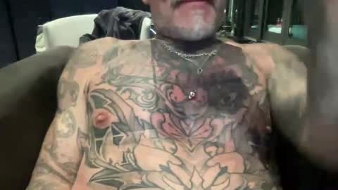 fuckfitdad online show from November 17, 3:31 am