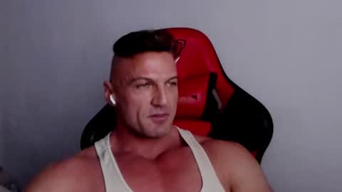    insta and twitter xavier hulk online show from June 27, 2:55 pm
