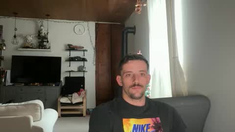 fudde online show from December 22, 8:33 am