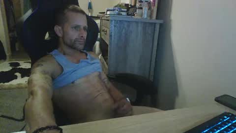 Snapshot of fukemndukem chatting on October 12, 4:23 pm fukemndukem online show from October 12, 4:23 pm