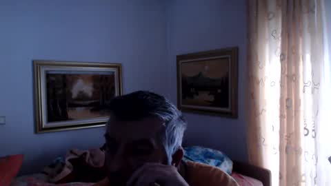 fukingcrazy online show from December 15, 8:30 am