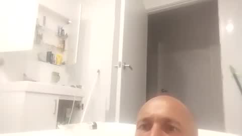 fukmelivenow online show from January 11, 6:44 pm