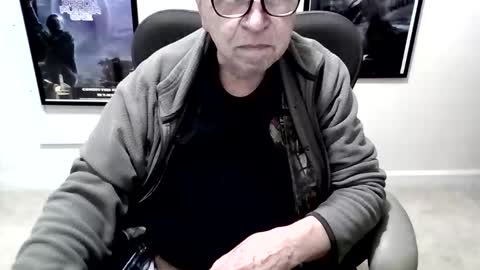 funclemike online show from April 11, 5:16 pm