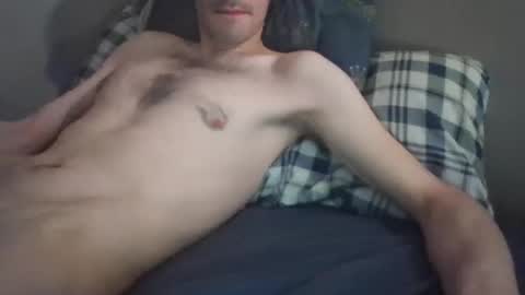 Snapshot of fundude1993 chatting on February 27, 9:43 am fundude1993 online show from February 27, 9:43 am
