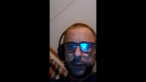 funinbed607918 online show from April 27, 1:35 am