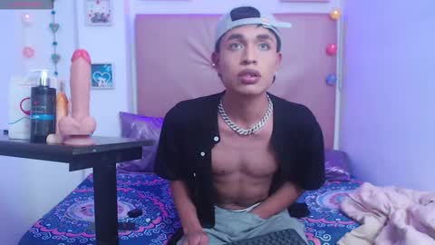 funny_and_horny online show from November 15, 5:31 am