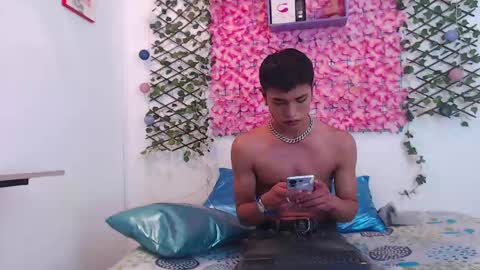 funny_and_horny online show from October 31, 10:57 pm