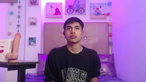 funny_and_horny online show from November 26, 4:04 am