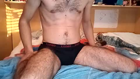 Snapshot of funny_quarantine chatting on December 17, 3:06 pm Italian men online show from December 17, 3:06 pm