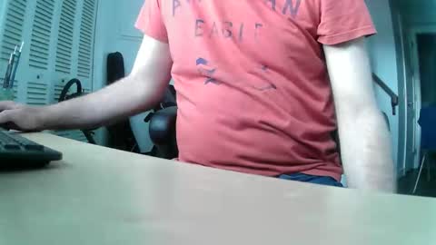 Funtimes3957 online show from April 15, 1:05 am