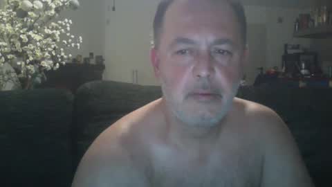 Snapshot of futbolin95 chatting on December 21, 8:32 pm futbolin95 online show from December 21, 8:32 pm