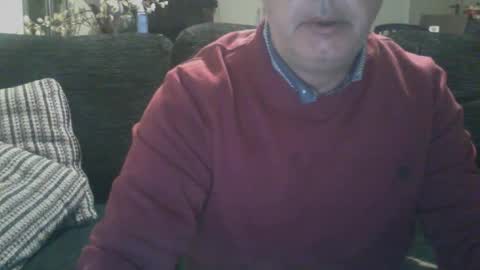 Snapshot of futbolin95 chatting on January 7, 6:17 am futbolin95 online show from January 7, 6:17 am