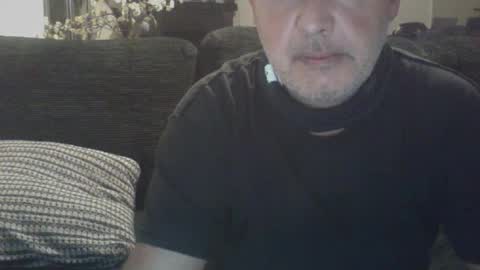Snapshot of futbolin95 chatting on December 18, 8:25 pm futbolin95 online show from December 18, 8:25 pm