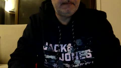 Snapshot of futbolin95 chatting on March 8, 6:35 pm futbolin95 online show from March 8, 6:35 pm