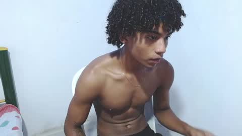 gabi_gol online show from May 13, 5:43 pm