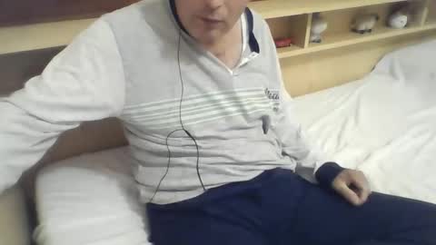 Snapshot of gabrielegr22 chatting on October 4, 6:46 pm Gabriele online show from October 4, 6:46 pm