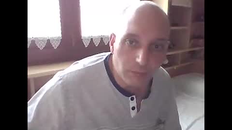 Snapshot of gabrielegr22 chatting on October 8, 4:11 pm Gabriele online show from October 8, 4:11 pm