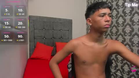 Gael  online show from April 25, 7:22 pm