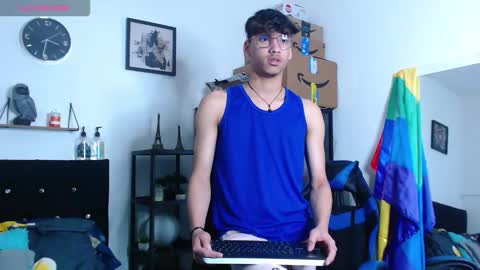 Snapshot of gael_jones chatting on September 28, 2:26 pm gael_jones online show from September 28, 2:26 pm